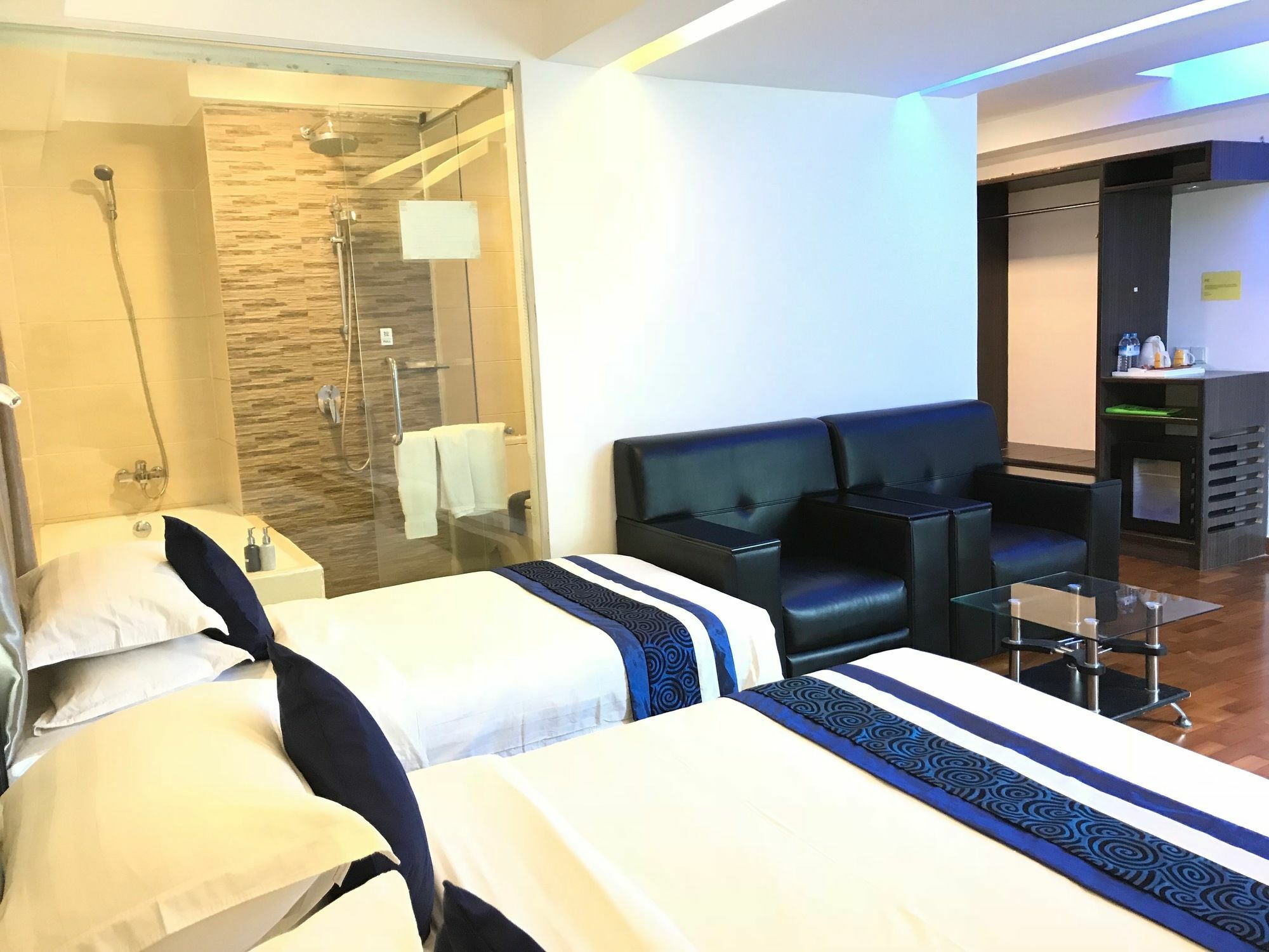 Sky View Hotel Rangoon Buitenkant foto